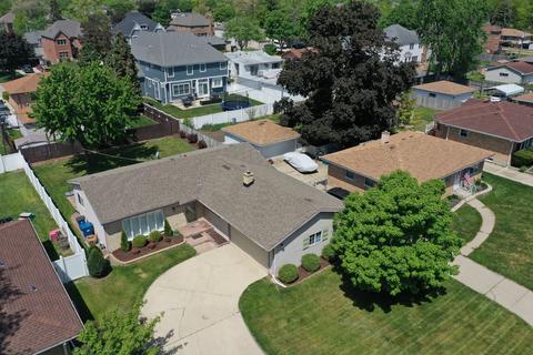 546 N Emroy Ave, Elmhurst, IL 60126