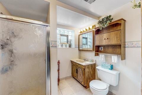 2255 S Wolf Rd S, Des Plaines, IL 60018 photo 24