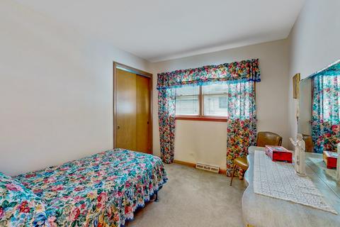 2255 S Wolf Rd S, Des Plaines, IL 60018 photo 21
