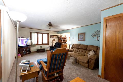 102 N 1st Ave, Chenoa, IL 61726 photo 5