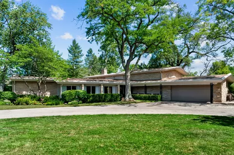 601 Westwood Ln, Glencoe, IL 60022