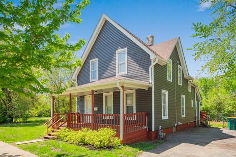 9 Miller Ave, Joliet, IL 60433
