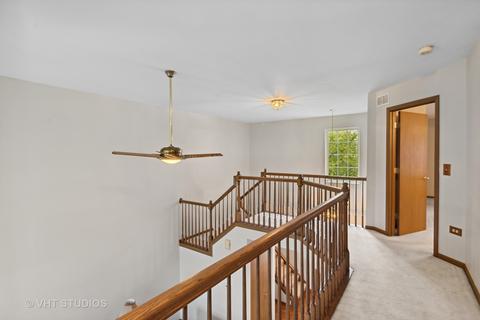 592 Brighton Ct, Elgin, IL 60123 photo 14