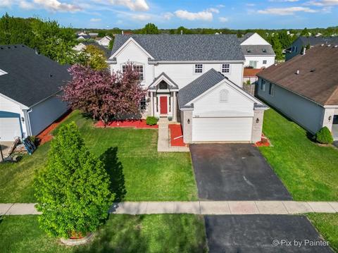 323 Switchgrass Dr, Round Lake, IL 60073