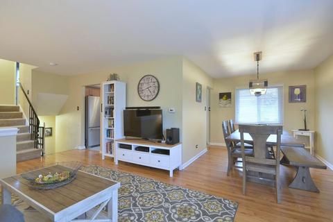 523 E Park Ave, Elmhurst, IL 60126 photo 10