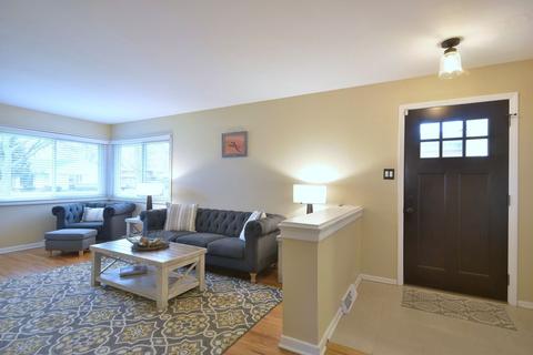 523 E Park Ave, Elmhurst, IL 60126 photo 6