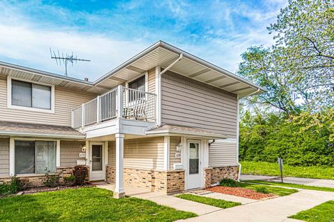6139 Kit Carson Dr #6139, Hanover Park, IL 60133