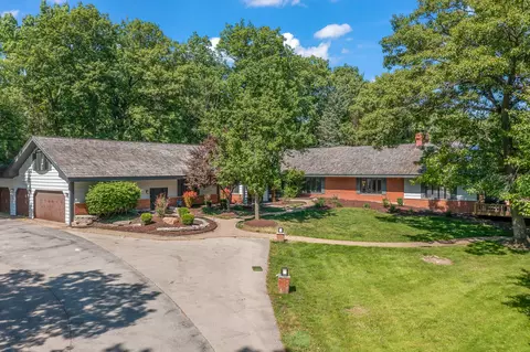 12557 Rail Ln, Palos Park, IL 60464