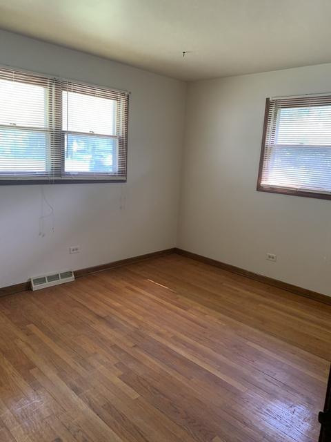 1303 Devonshire Dr, Joliet, IL 60435 photo 12