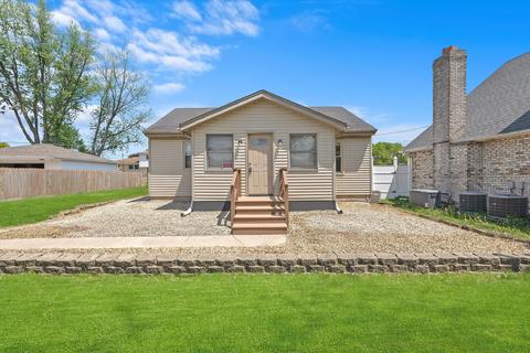 9337 Melvina Ave, Oak Lawn, IL 60453