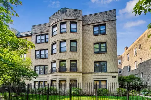 2109 W Arthur Ave #1N, Chicago, IL 60645