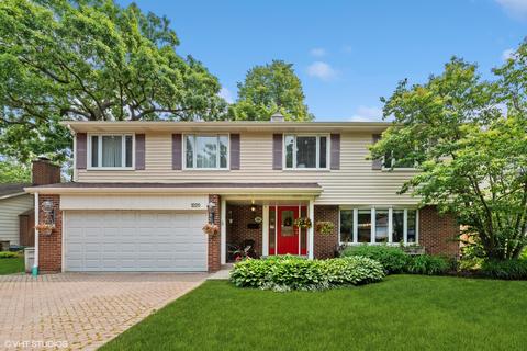 1225 Blackthorn Ln, Deerfield, IL 60015