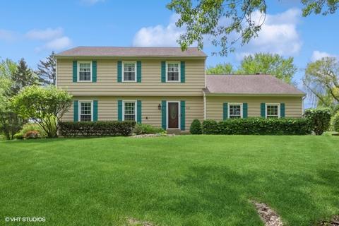 1115 Windy Knoll Dr, Algonquin, IL 60102