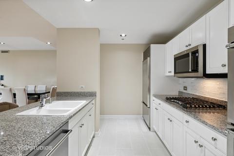 445 E North Water St #E-802, Chicago, IL 60611 photo 8