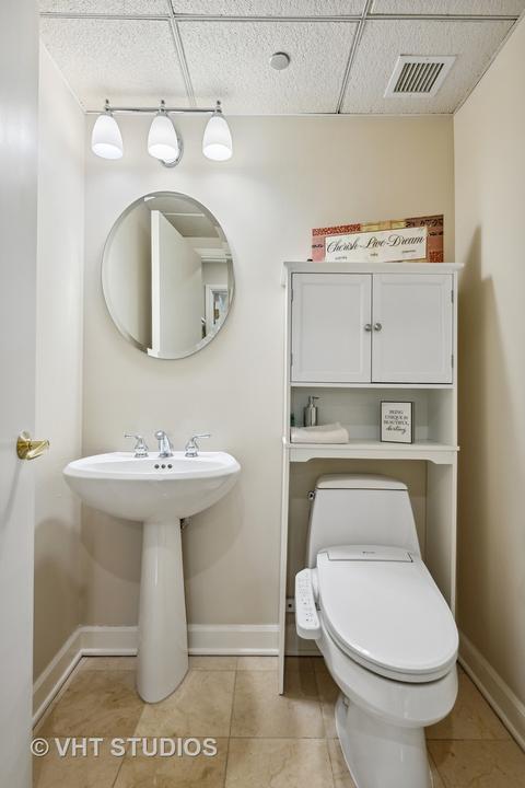 445 E North Water St #E-802, Chicago, IL 60611 photo 14