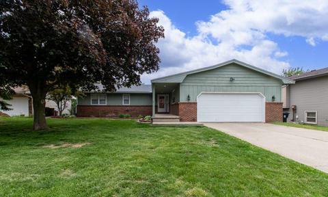 1426 Hanson Dr, Normal, IL 61761