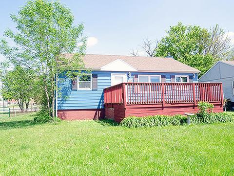 623 E Wabash Ave, Rantoul, IL 61866 photo 2