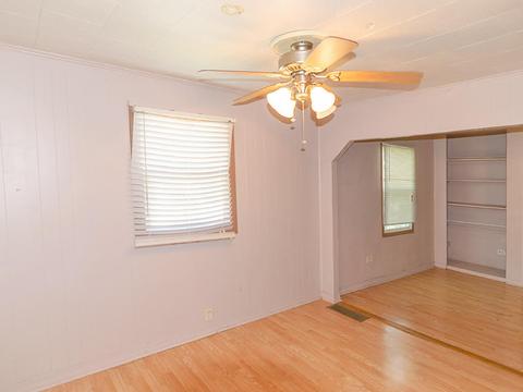 623 E Wabash Ave, Rantoul, IL 61866 photo 14