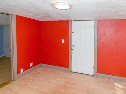 623 E Wabash Ave, Rantoul, IL 61866 photo 8