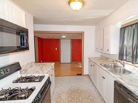 623 E Wabash Ave, Rantoul, IL 61866 photo 4