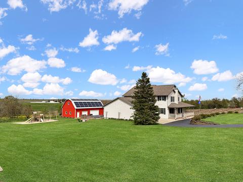 12260 W Loran Rd, Pearl City, IL 61062