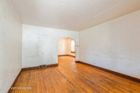 154 E 149th St, Harvey, IL 60426 photo 2