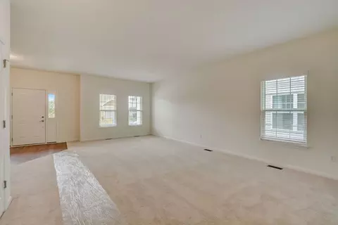 896 Simpson Ave, Elburn, IL 60119 photo 13