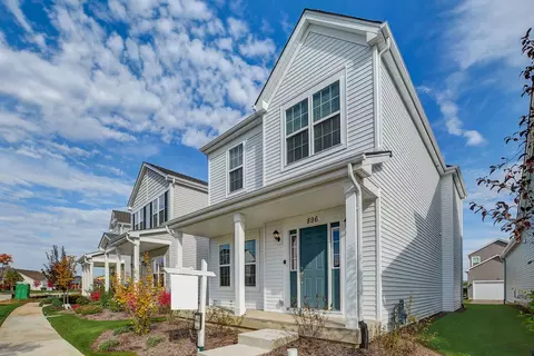 896 Simpson Ave, Elburn, IL 60119