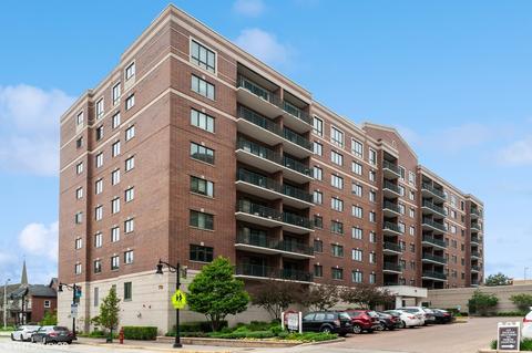 770 Pearson St #710, Des Plaines, IL 60016
