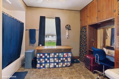 10203 Main St, Hebron, IL 60034 photo 17