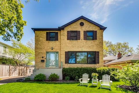 1379 Sherwood Rd, Highland Park, IL 60035