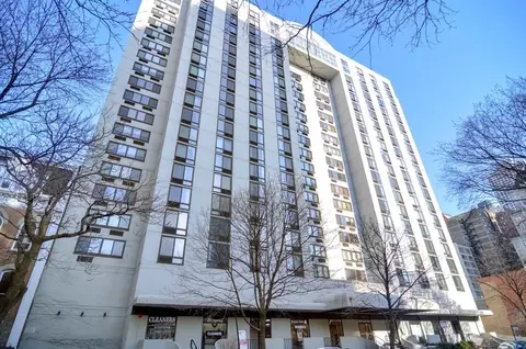 1221 N Dearborn St #407S, Chicago, IL 60610