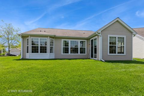 2816 Edgewater Dr, Elgin, IL 60124 photo 15