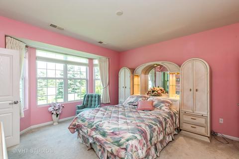 2816 Edgewater Dr, Elgin, IL 60124 photo 9