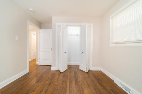 17010 Pine Ct, Hazel Crest, IL 60429 photo 10