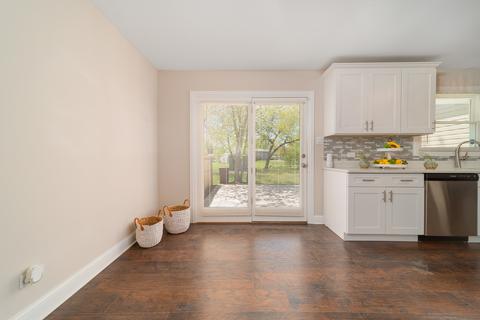 17010 Pine Ct, Hazel Crest, IL 60429 photo 5