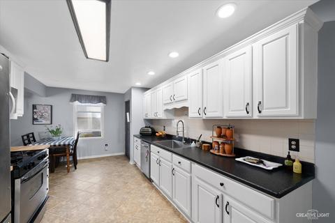 213 E Park St, Plano, IL 60545 photo 18
