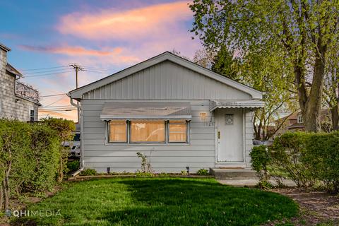 6925 W Montrose Ave, Harwood Heights, IL 60706