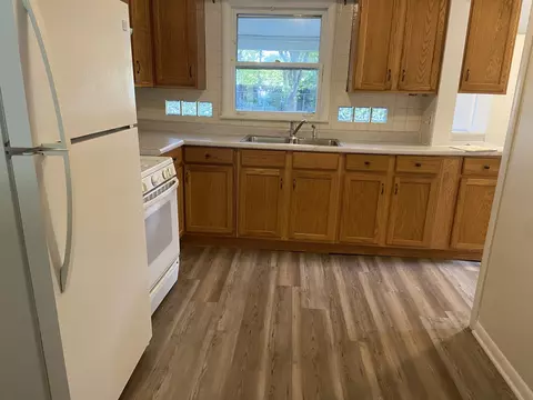 623 Glenwood Ave, Elgin, IL 60120 photo 4