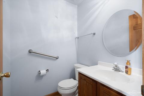 631 Rees St, Hinckley, IL 60520 photo 7