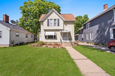 719 Sexton St, Aurora, IL 60505