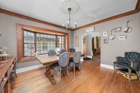 555 S Saylor Ave, Elmhurst, IL 60126 photo 5