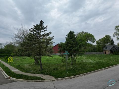 1300 Aurora Way, Wheaton, IL 60189 photo 3