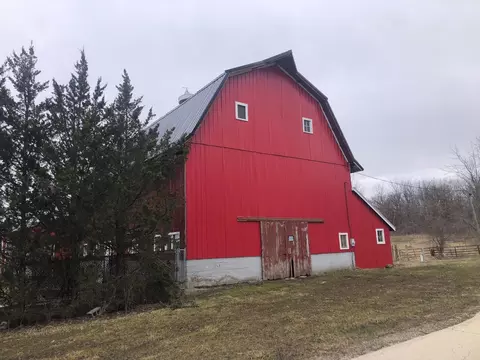 19529 Collins Rd, Marengo, IL 60152 photo 3