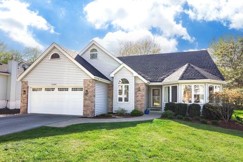 5300 Benton Ave, Downers Grove, IL 60515