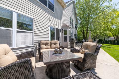 1532 Derby Ln, Bartlett, IL 60103 photo 33