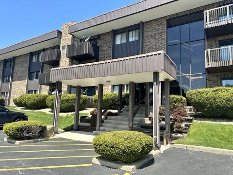 1500 Woodbridge Rd #2F, Joliet, IL 60436