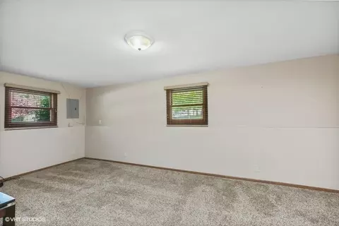 Undisclosed, Mchenry, IL 60050 photo 15
