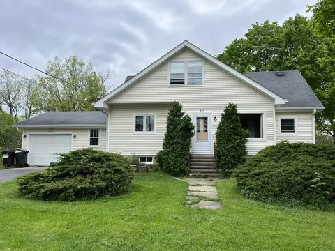 813 Center St, Mchenry, IL 60050 photo 1