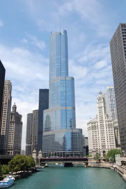 401 N Wabash Ave #P-73, Chicago, IL 60611